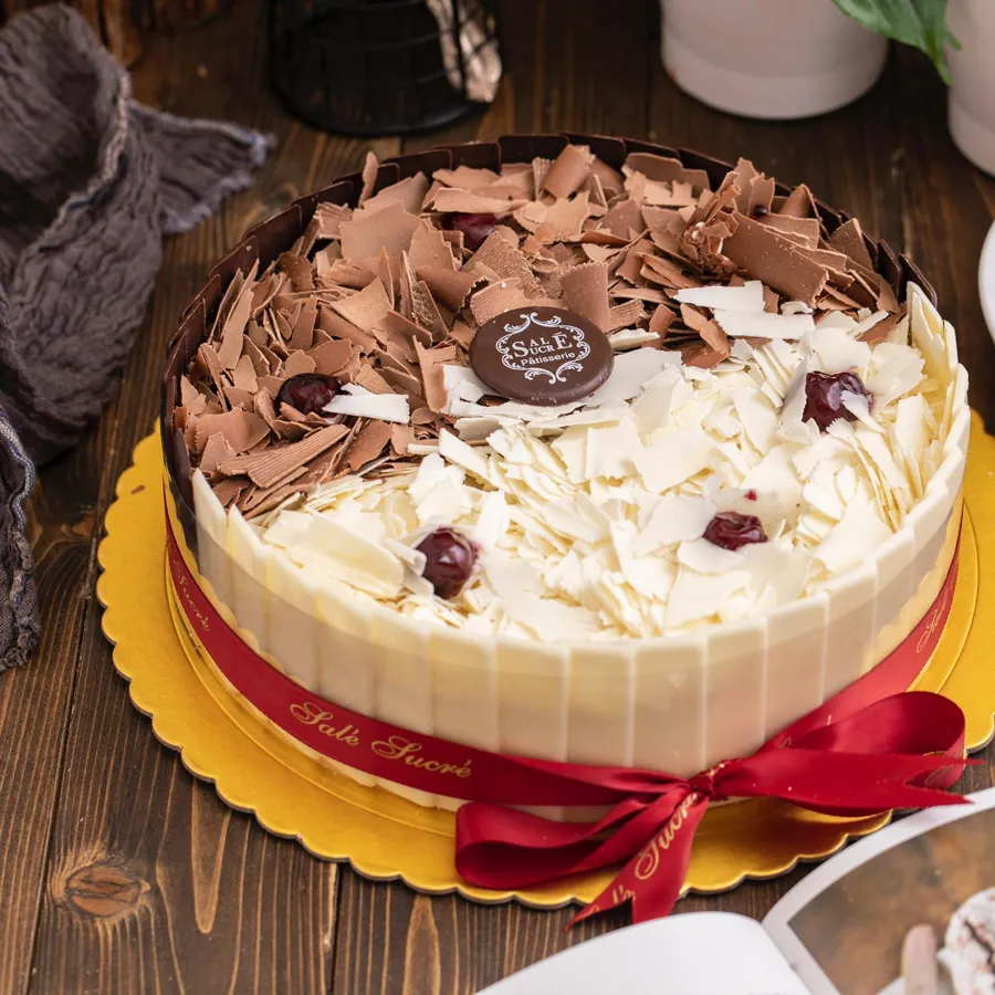 Duo forest cake