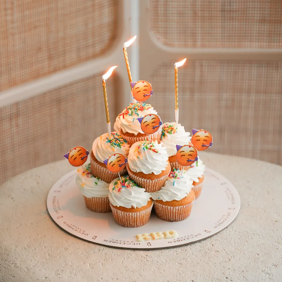 Birthday cup cake mix 12pic🎉