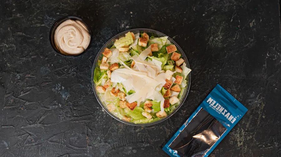 Insalata Chicken Cesare Salad - Large