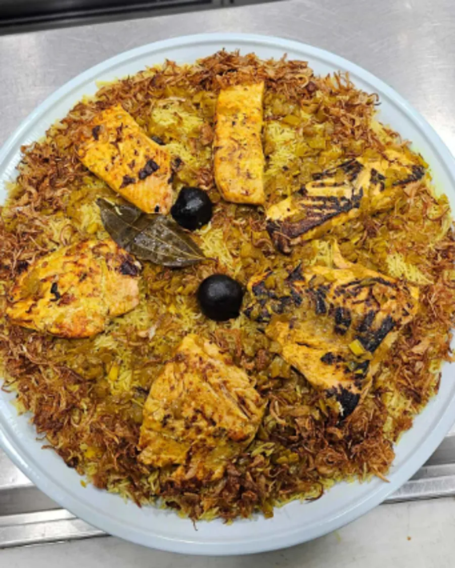 Mutabaq Salmon