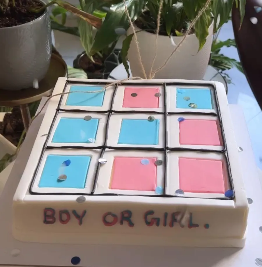 XO Gender Cake
