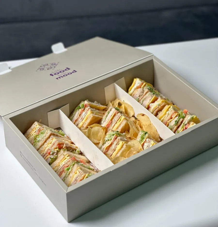 Club sandwich Box