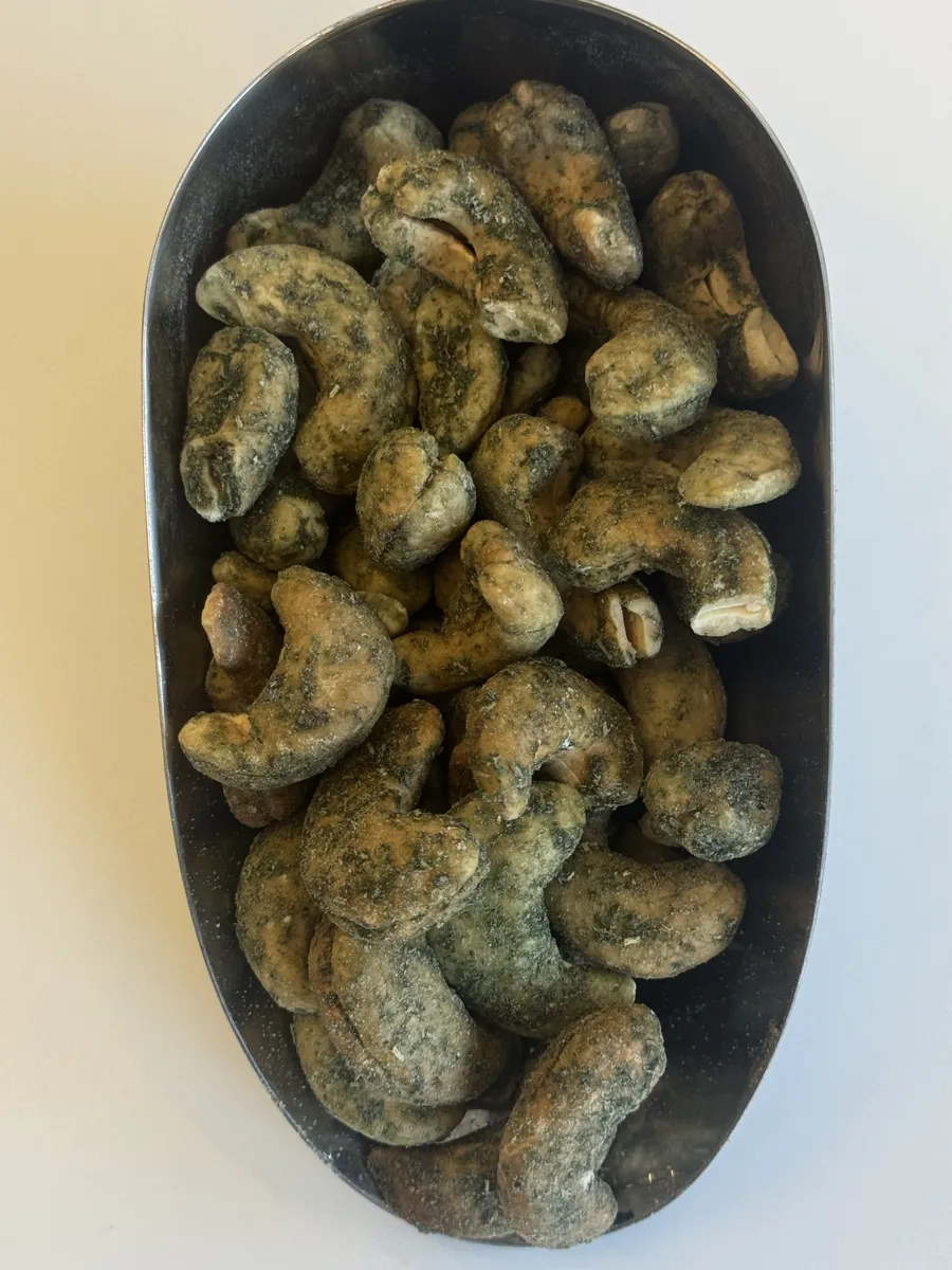Jumbo Cashews with Za’atar Flavor
