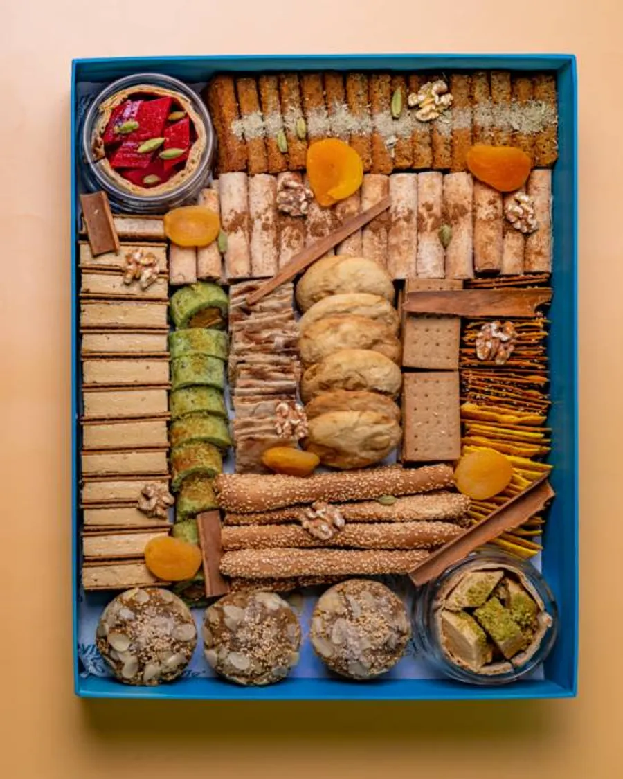 Khasta Box