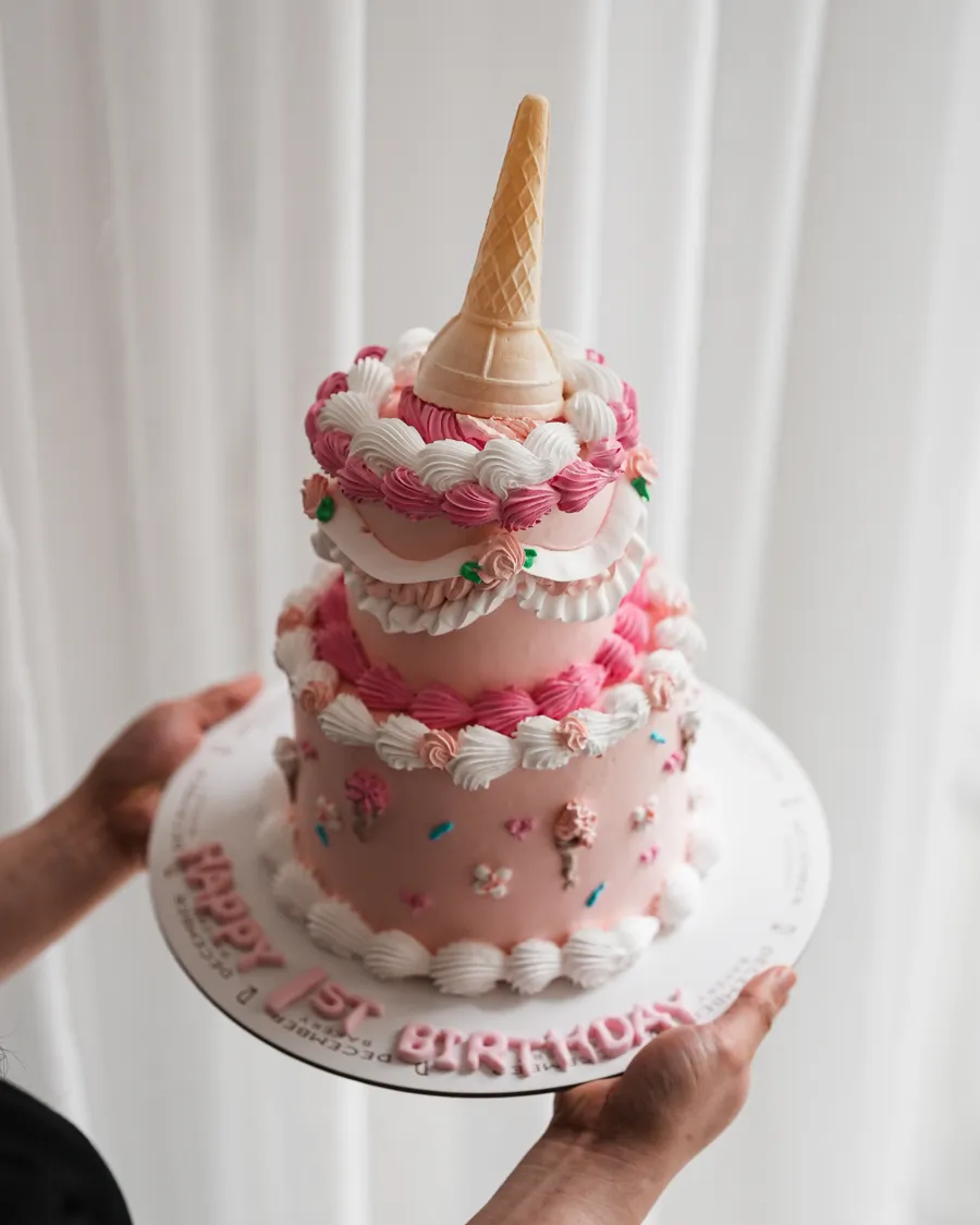 Double pink birthday cream cake 6inch mix