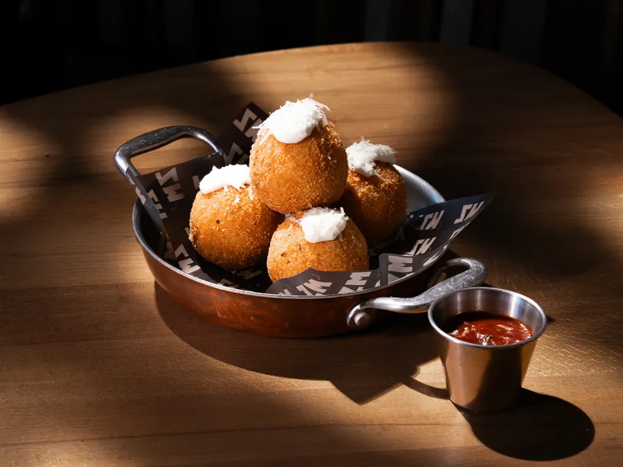 MZ Arancino