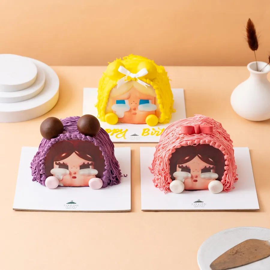 crying babe cake