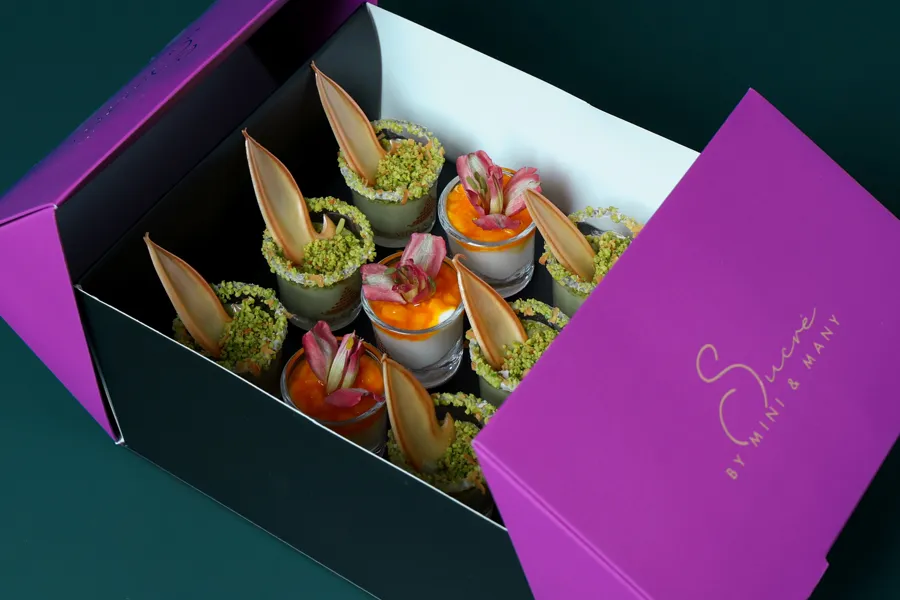 12 glasses box
