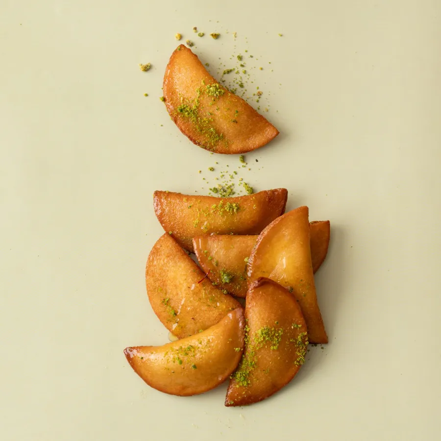 Cheese Qatayef (7 Pieces)