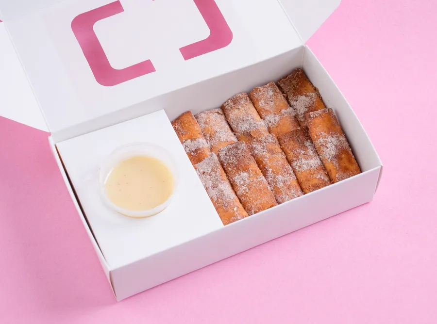 Cinamon cheese stick