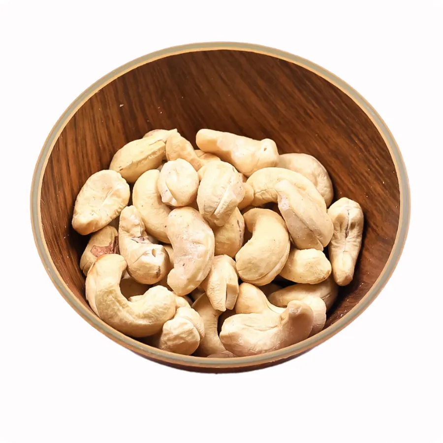 Raw cashews