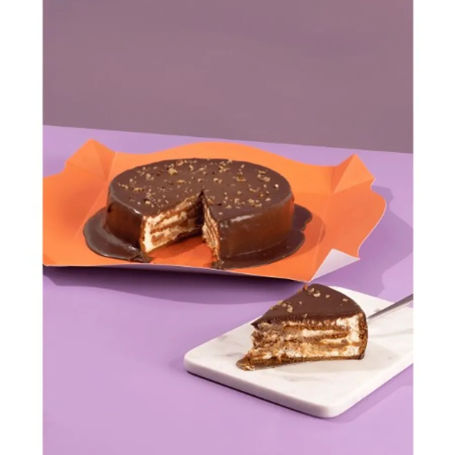 Queen Cake