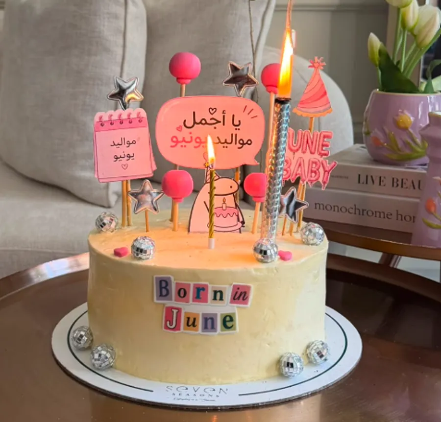 june comic cake