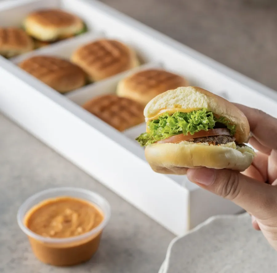 Mini beef burger box