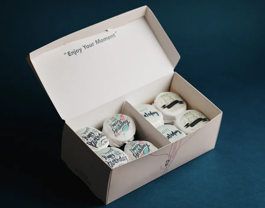Enjoy Your Moment Box 8 pcs Cupcake for Birthday