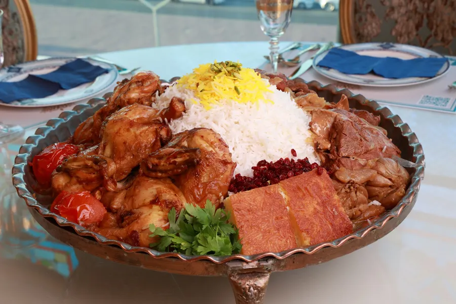 طبق لحم الكتف مع الدجاج