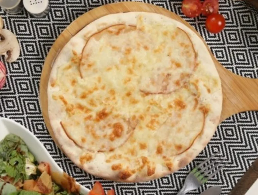 تركي وجبنة