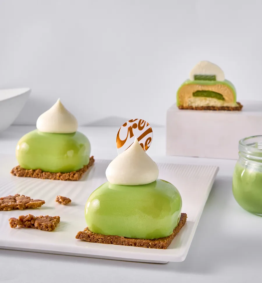 Apple Crunch Gateaux