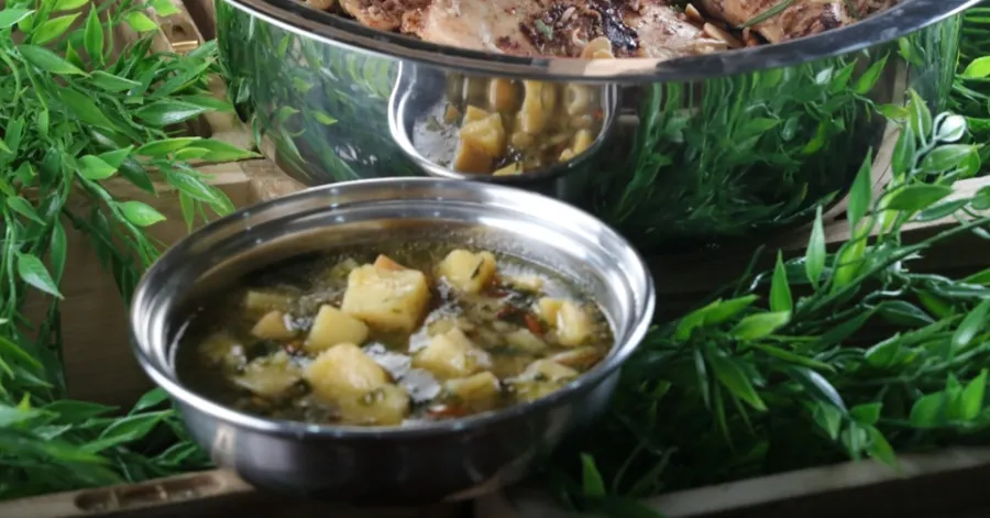 Marag potatoe with corriender and garlic