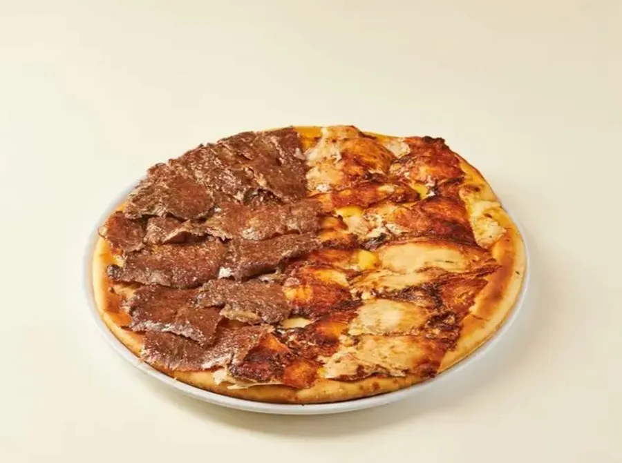 Shawarma mix pizza