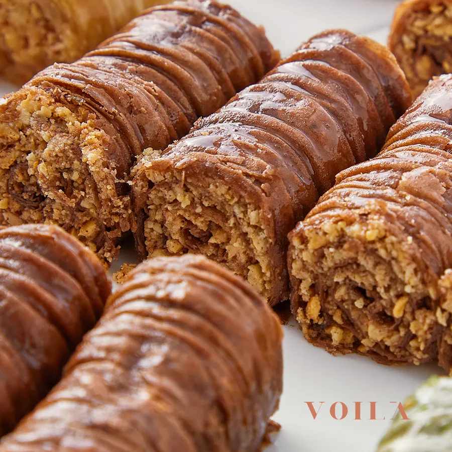 Chocolate Baklava Roll ( Per 1/4 KG )