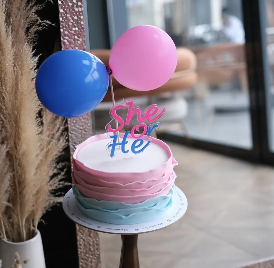 She or He Cake Fondant 8inches