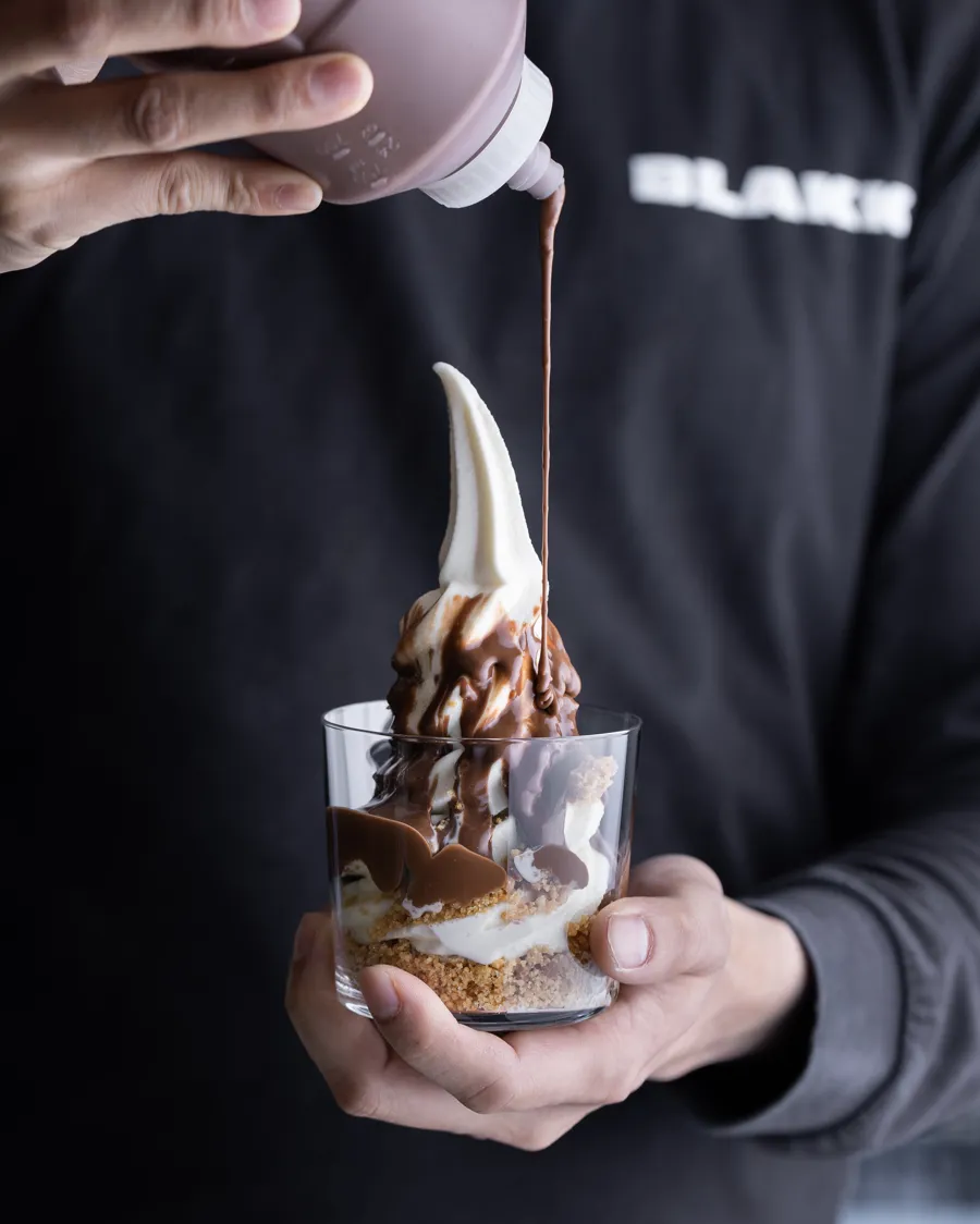 Nutella Cheesecake Ice Cream Box (8 Pcs.)