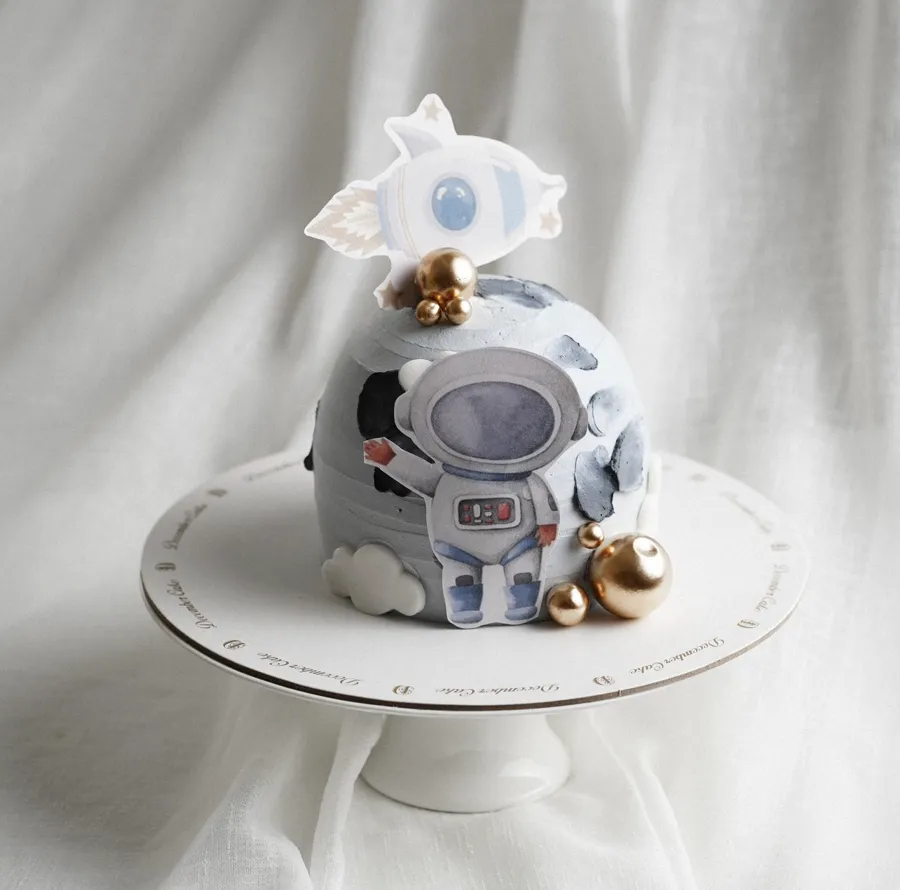Astronaut cake gray 6inch mix chocolate vanilla 👨‍🚀🚀