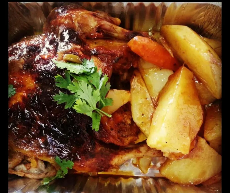 Oven Cooked Chicken with Vegetable Rice (2Pcs)