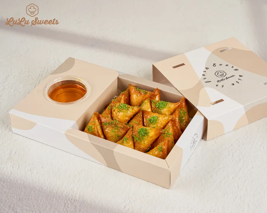 Mini Box Of Cheese Samosa