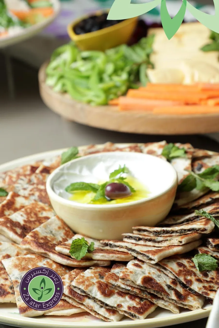 Signature white fluer fresh zaatar&green salaa