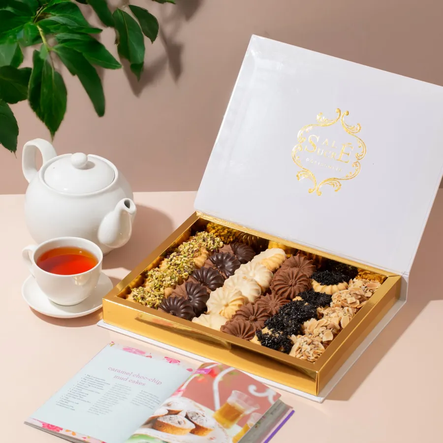 Petit Four - Small