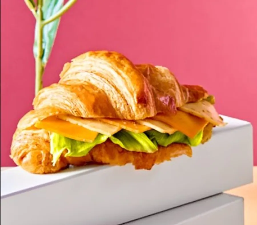Mix Cheese Croissant