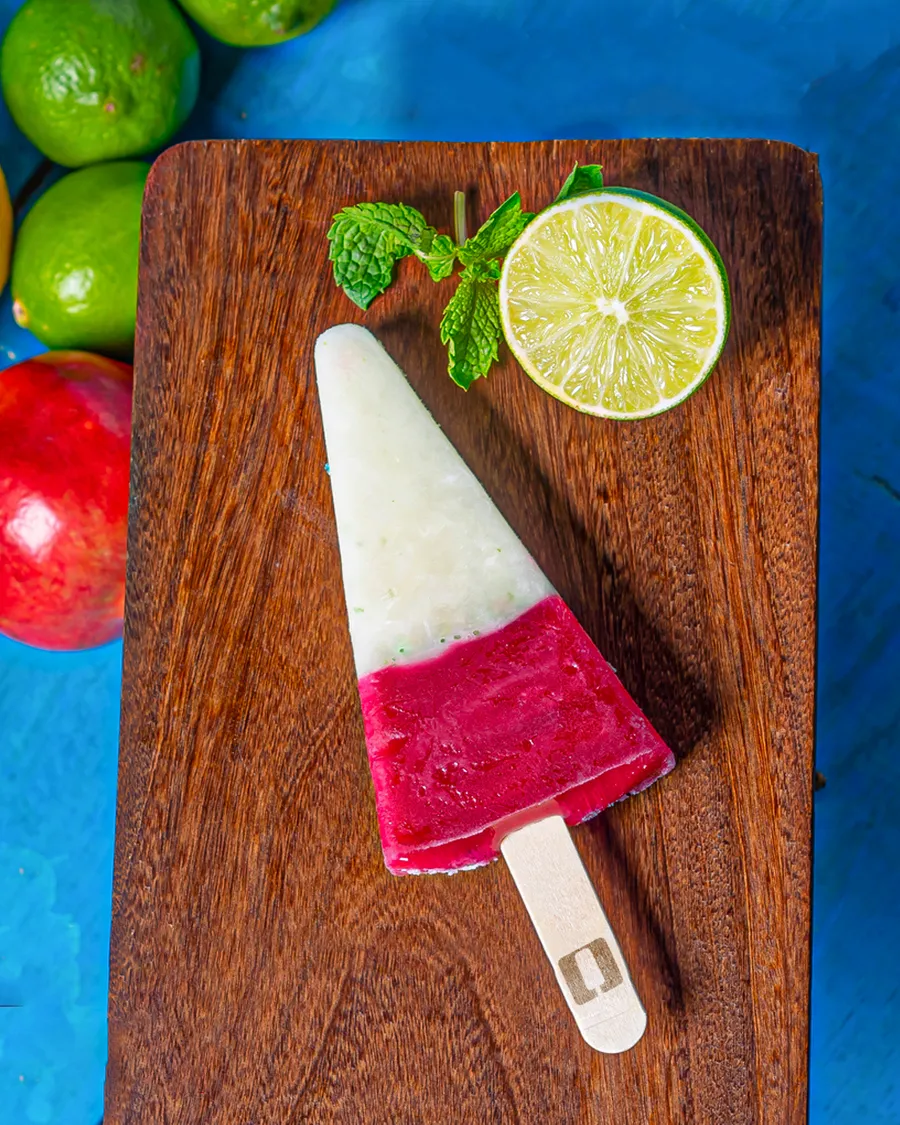 Regular Icecream : lemon with mint/pomegranate