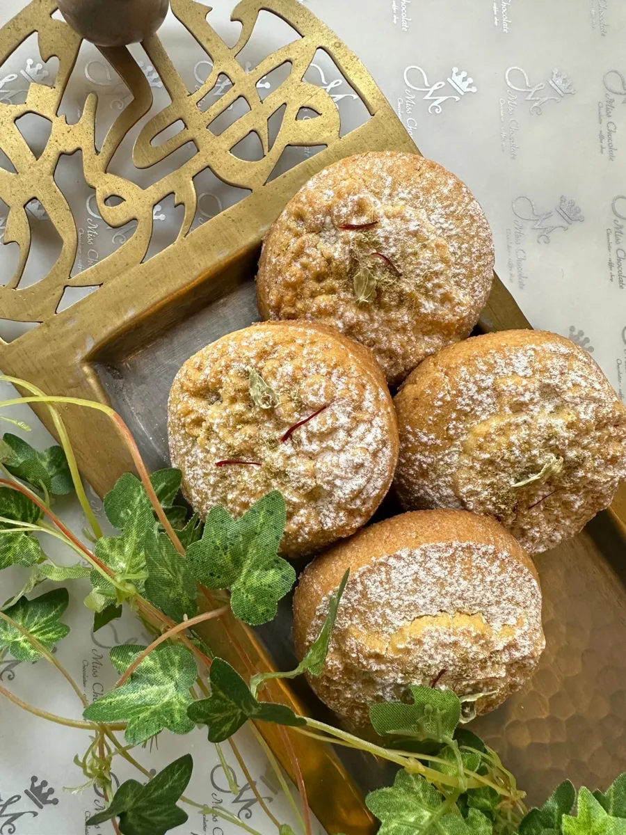 معمول تمر بالهيل والزعفران
