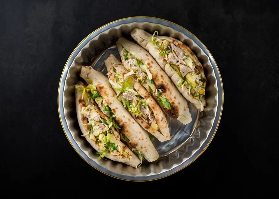Lebanese shawarma in Iraqi samoon