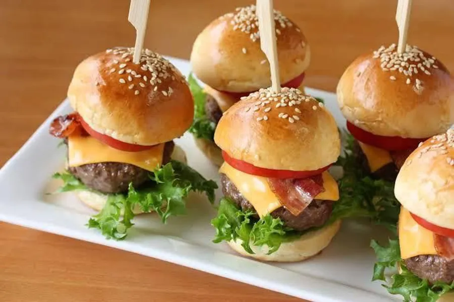 Mini Burger 50gm (12 Pcs)
