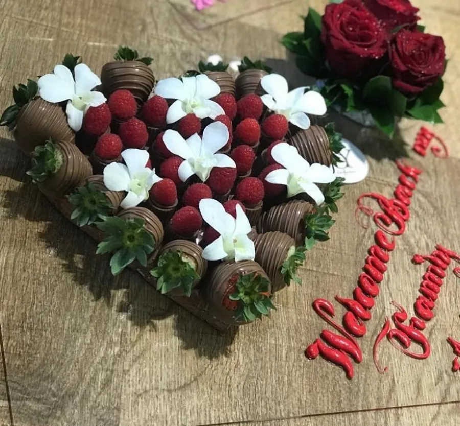Heart Shape Strawberry Mix