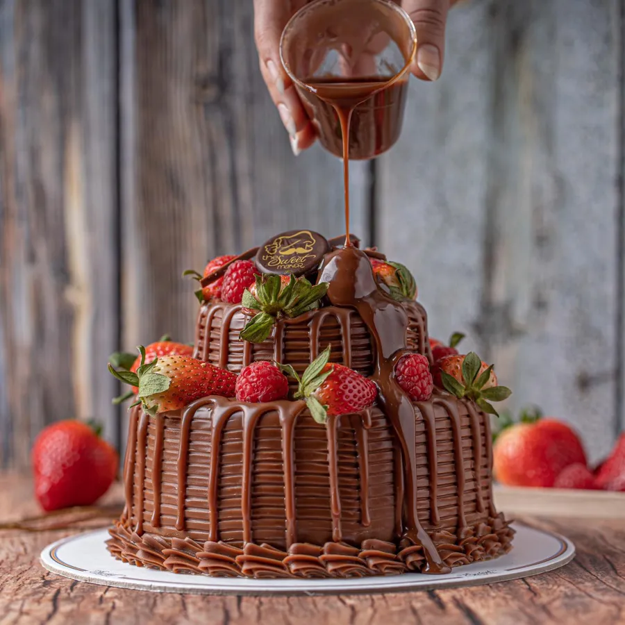 Small Top Cake