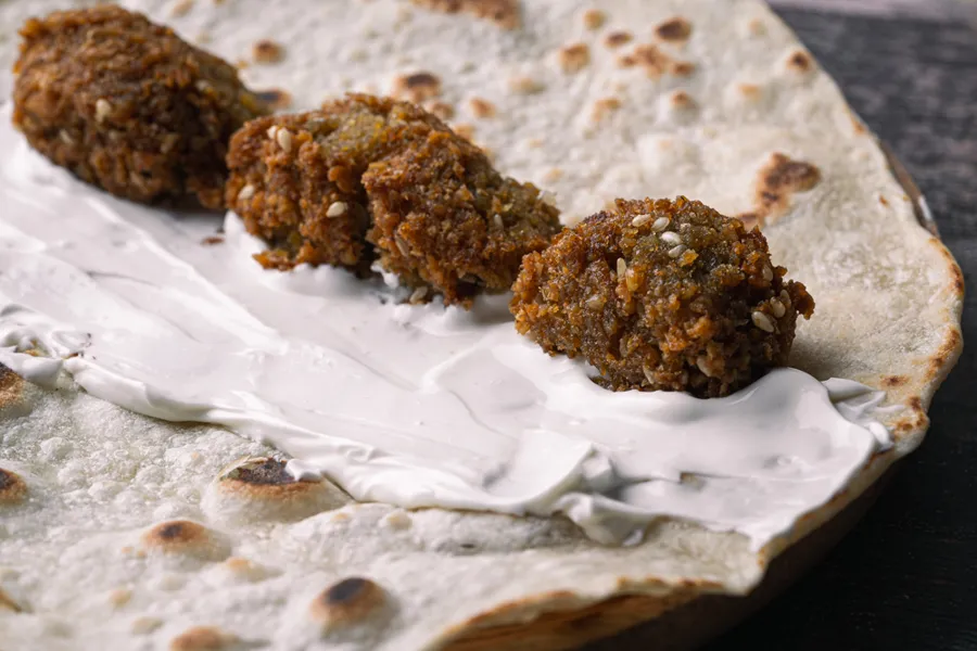 Flalfel & Labneh