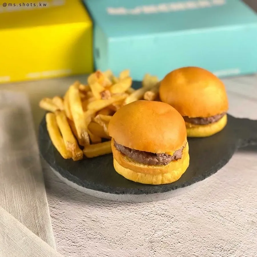 Beef Sliders & Fries