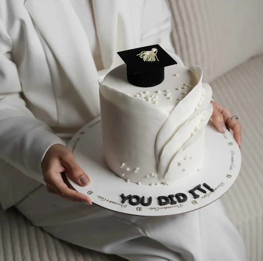 Classic Graduation cake 6inch mix chocolate cake