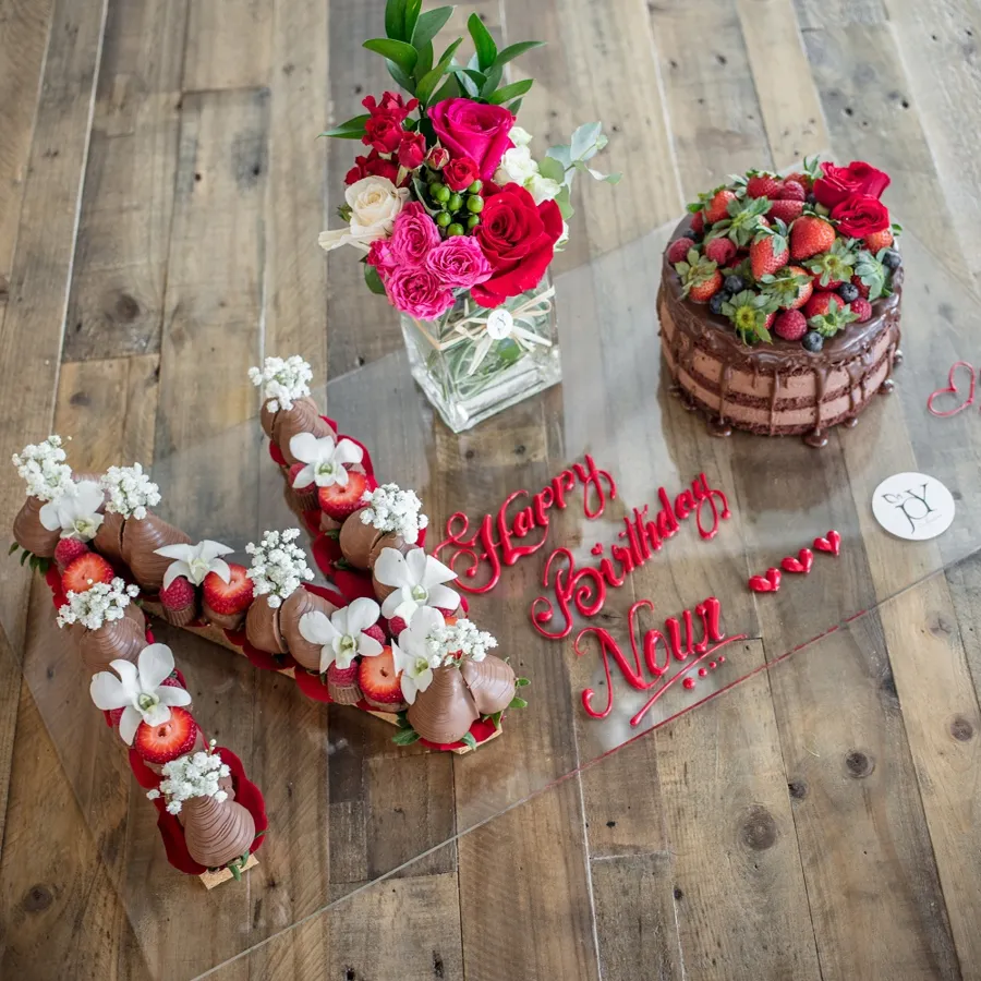 LETTERS WITH CAKE