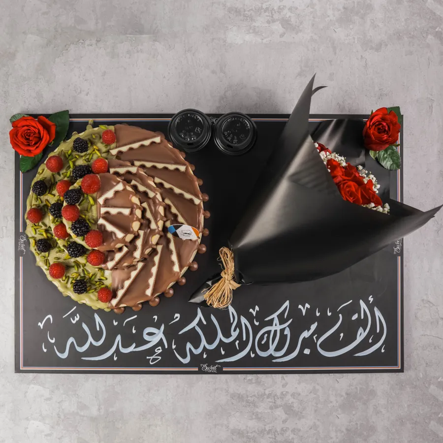 Special Cheese Cake Mix With Bouquet
