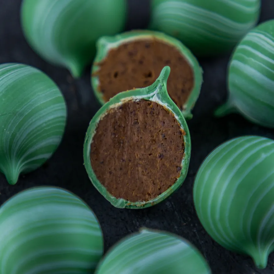 pistachio chocolate rainbow