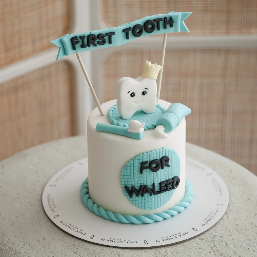 First tooth blue cake 6 inch mix chocolate