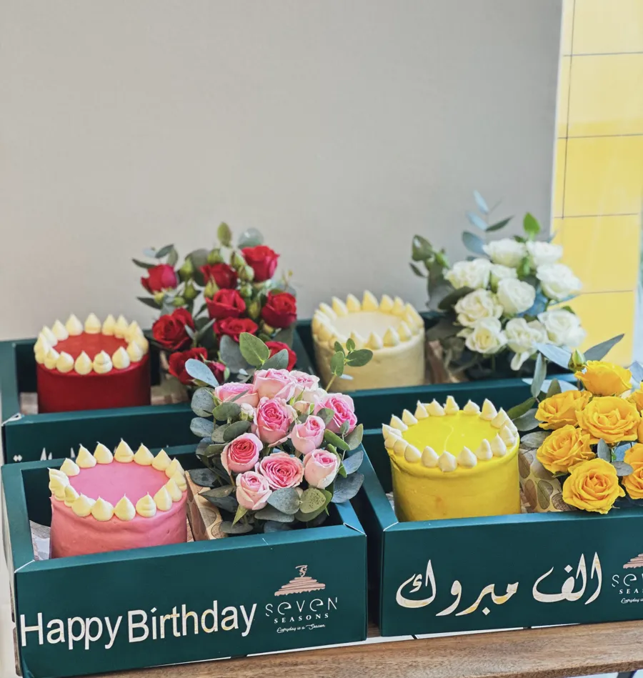 Mini Cake & Flower