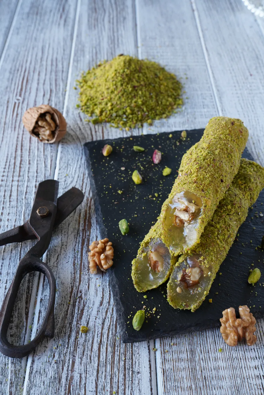 Habl Walnut Pistachio