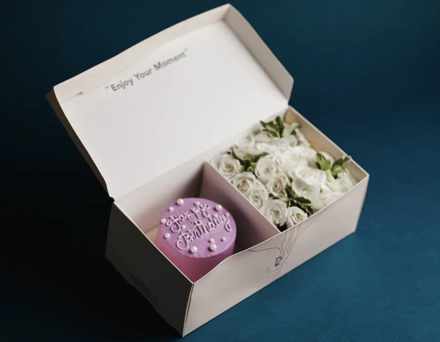 Enjoy Your Moment Box Mini Purple Cake with White Flower
