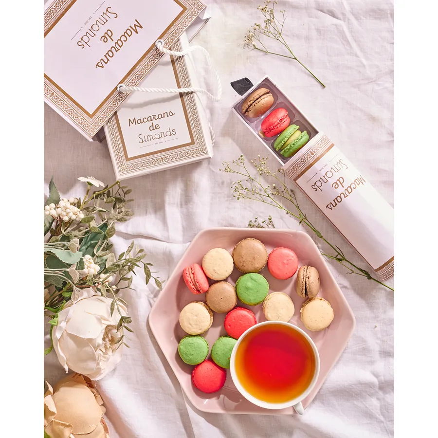 Macaron box 12 pieces